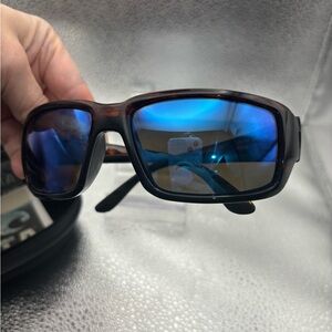 Costa Fantail 400 Glass sunglasses